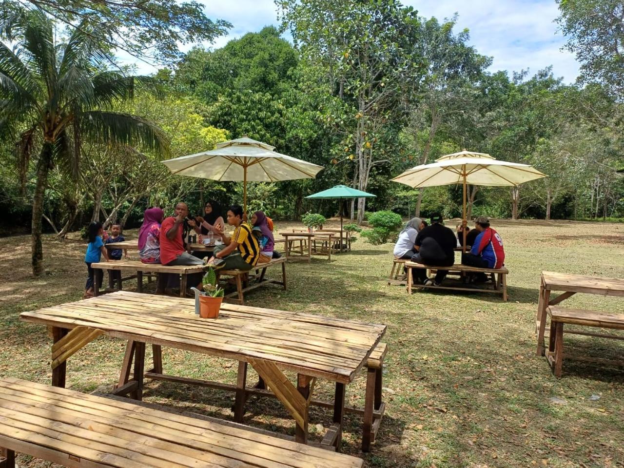 Lemuni Retreat & Training Centre - Kerling, Selangor Hotel Eksteriør billede